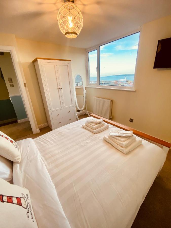 Lighthouse View, One Min From Harbour & Beach Apartment Scarborough Exterior photo
